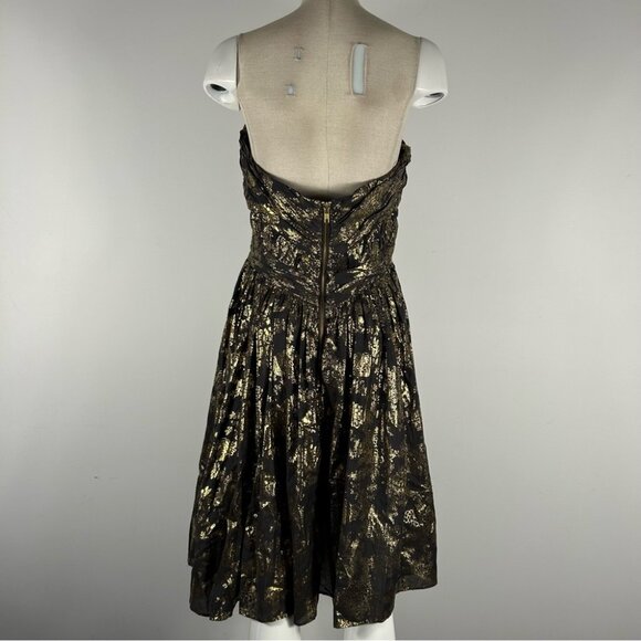 ❤️French Connection Womens Metallic Green Strapless Floral Dress Size 8 - Picture 2 of 10